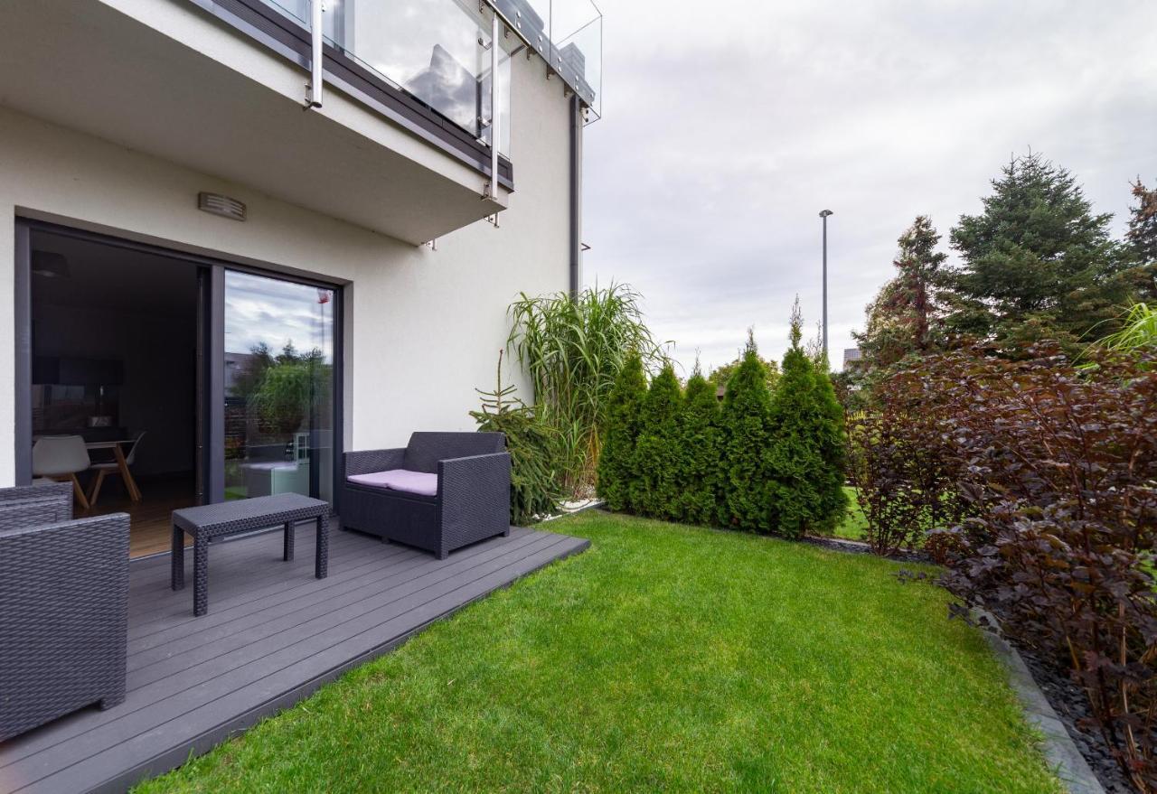 Martinus Apartments Мехелинки Екстериор снимка